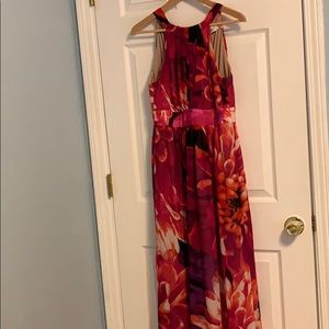 Floor length Eliza J flowy flowery lined gown